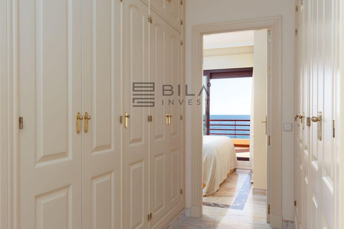 Flat for Sale in Benalmádena
