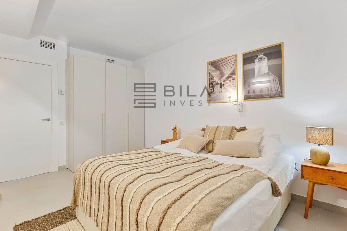 Flat for Sale in Benalmádena