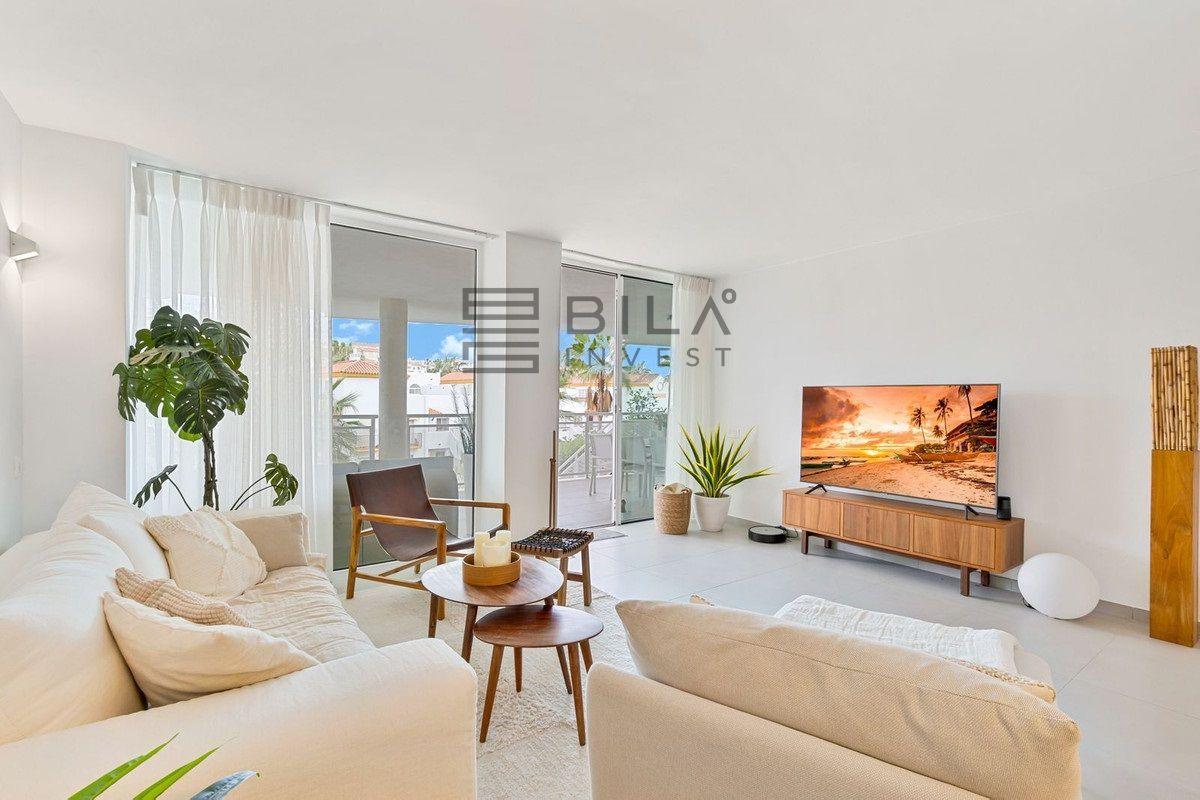 Flat for Sale in Benalmádena