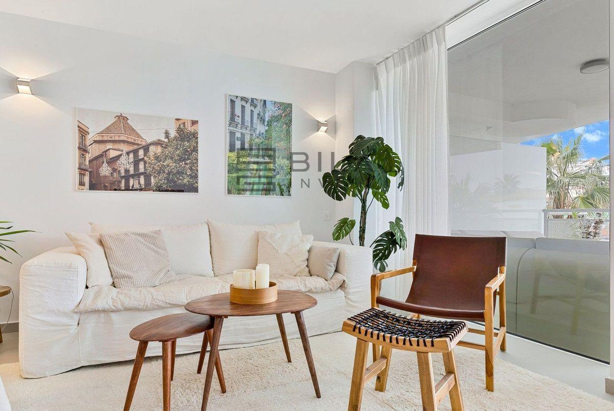 Flat for Sale in Benalmádena