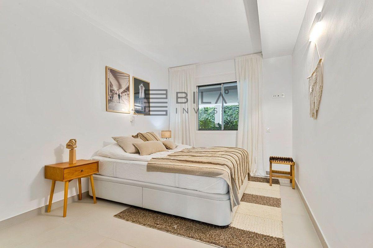 Flat for Sale in Benalmádena
