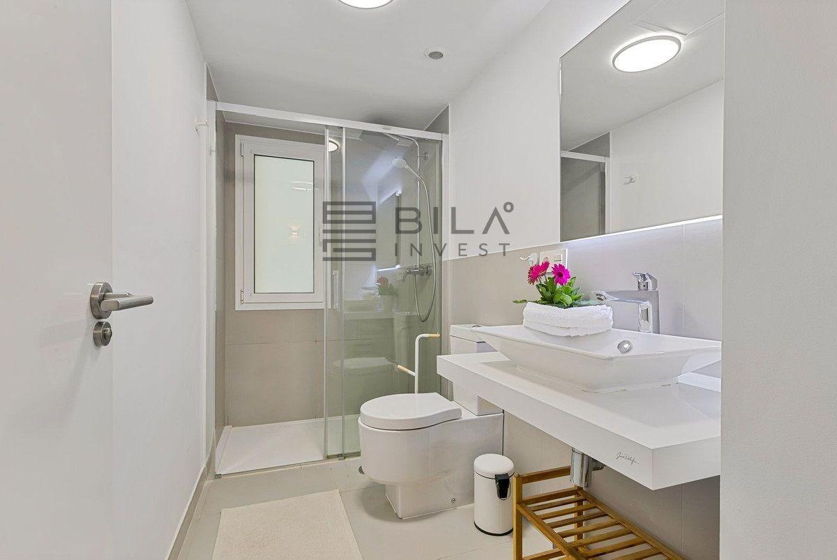 Flat for Sale in Benalmádena