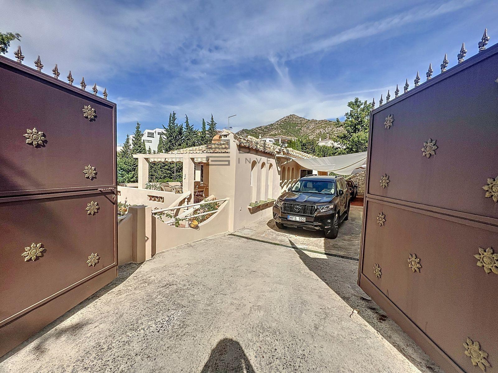 Chalet for Sale in Mijas