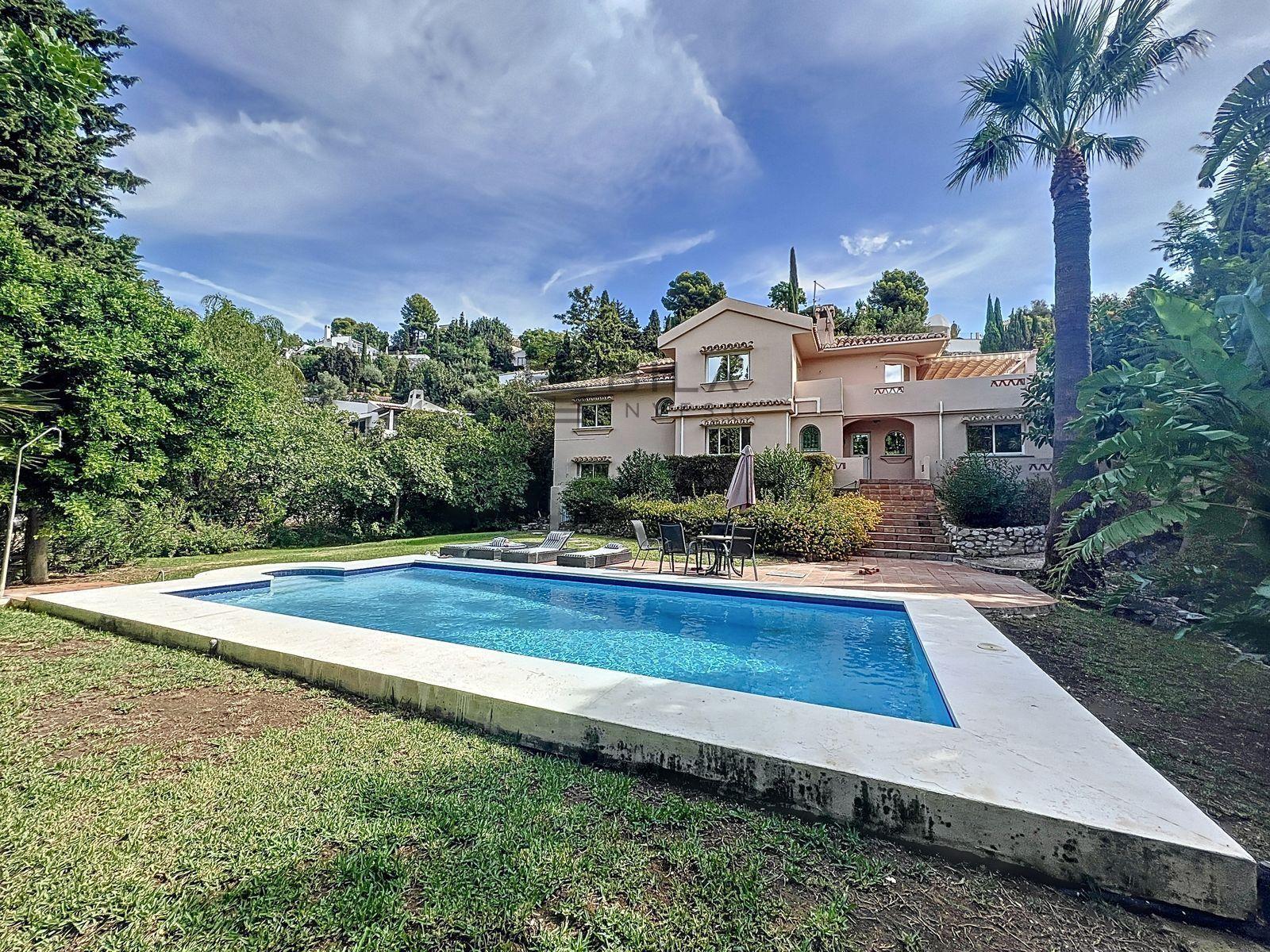 Chalet for Sale in Mijas