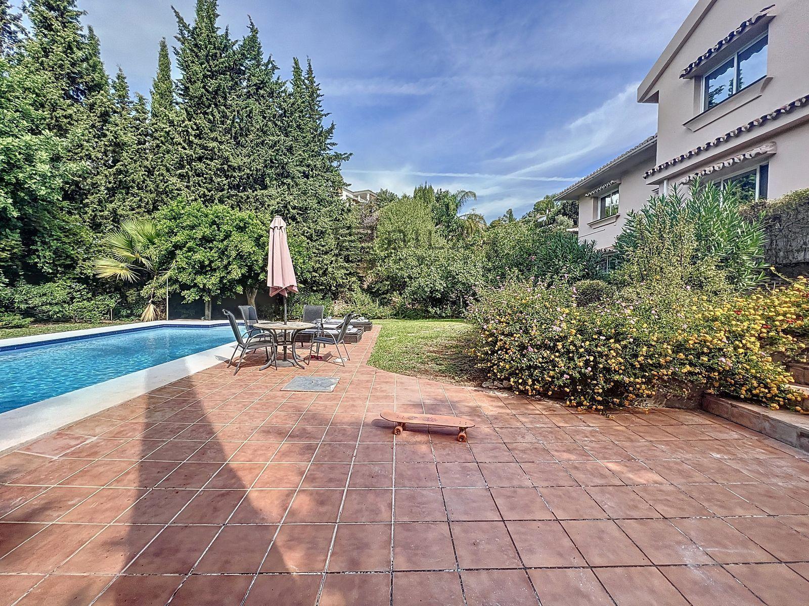 Chalet for Sale in Mijas