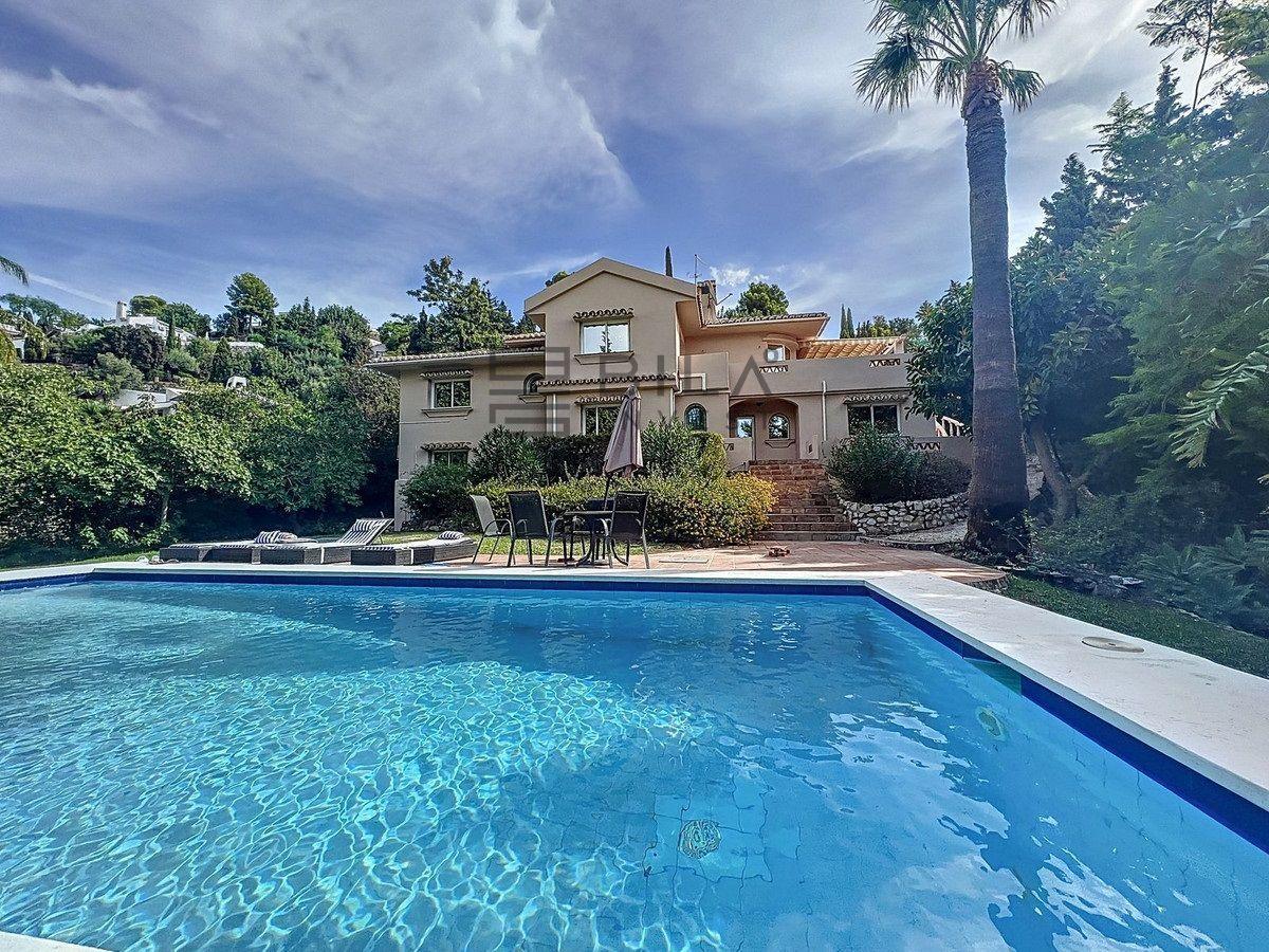 Chalet for Sale in Mijas