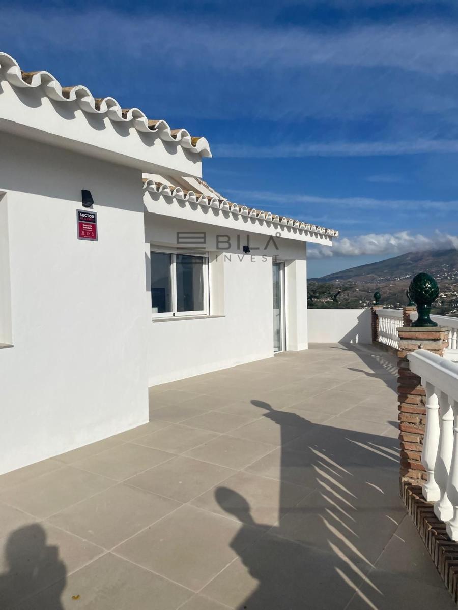 Chalet for Sale in Mijas