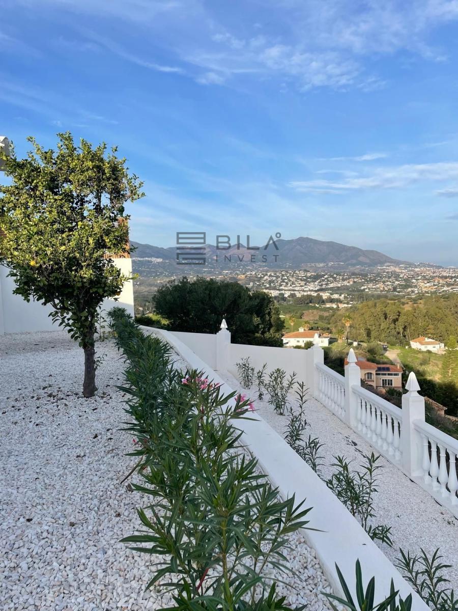 Chalet for Sale in Mijas