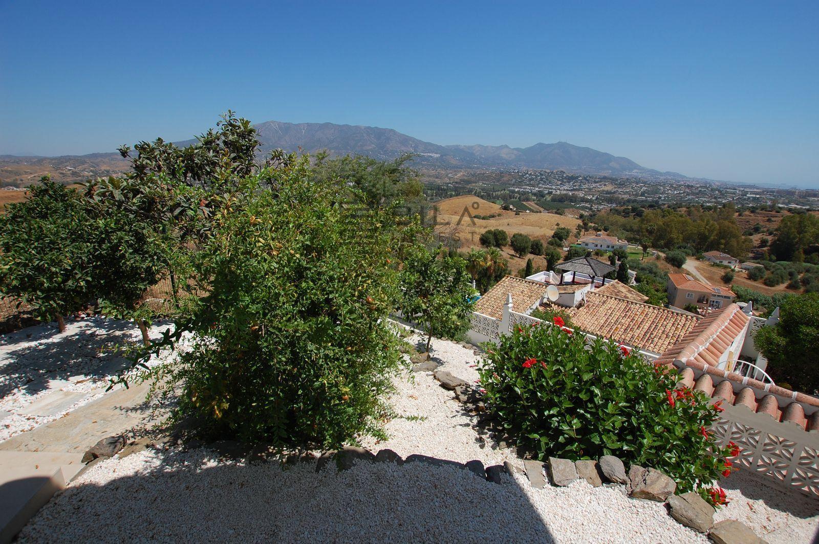 Chalet for Sale in Mijas