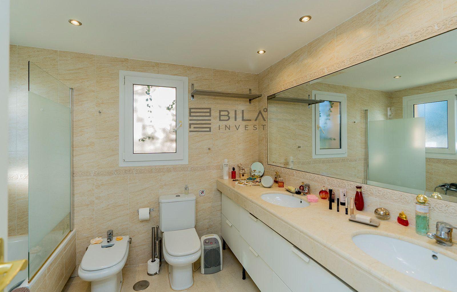 Chalet for Sale in Mijas