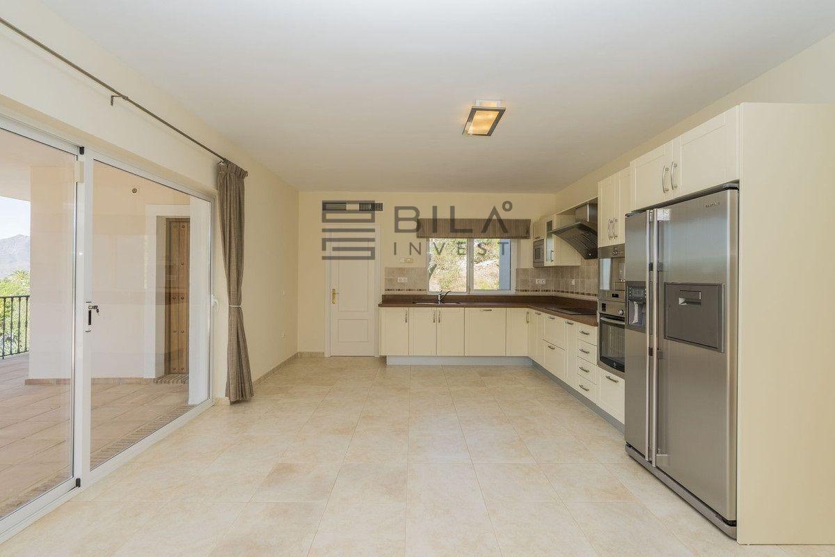 Chalet for Sale in Mijas