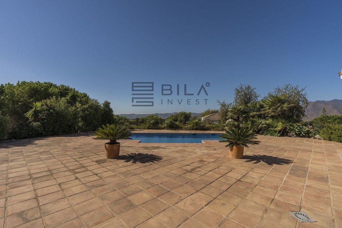 Chalet for Sale in Mijas