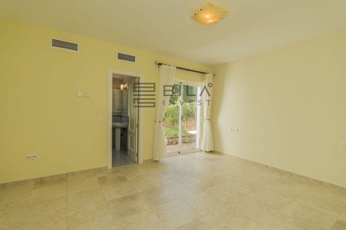 Chalet for Sale in Mijas