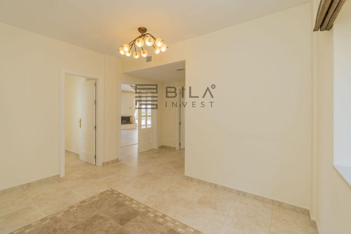 Chalet for Sale in Mijas