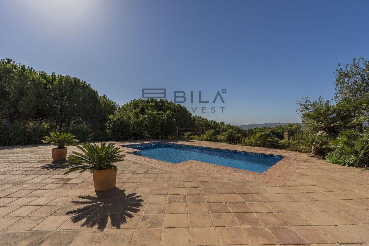 Chalet for Sale in Mijas
