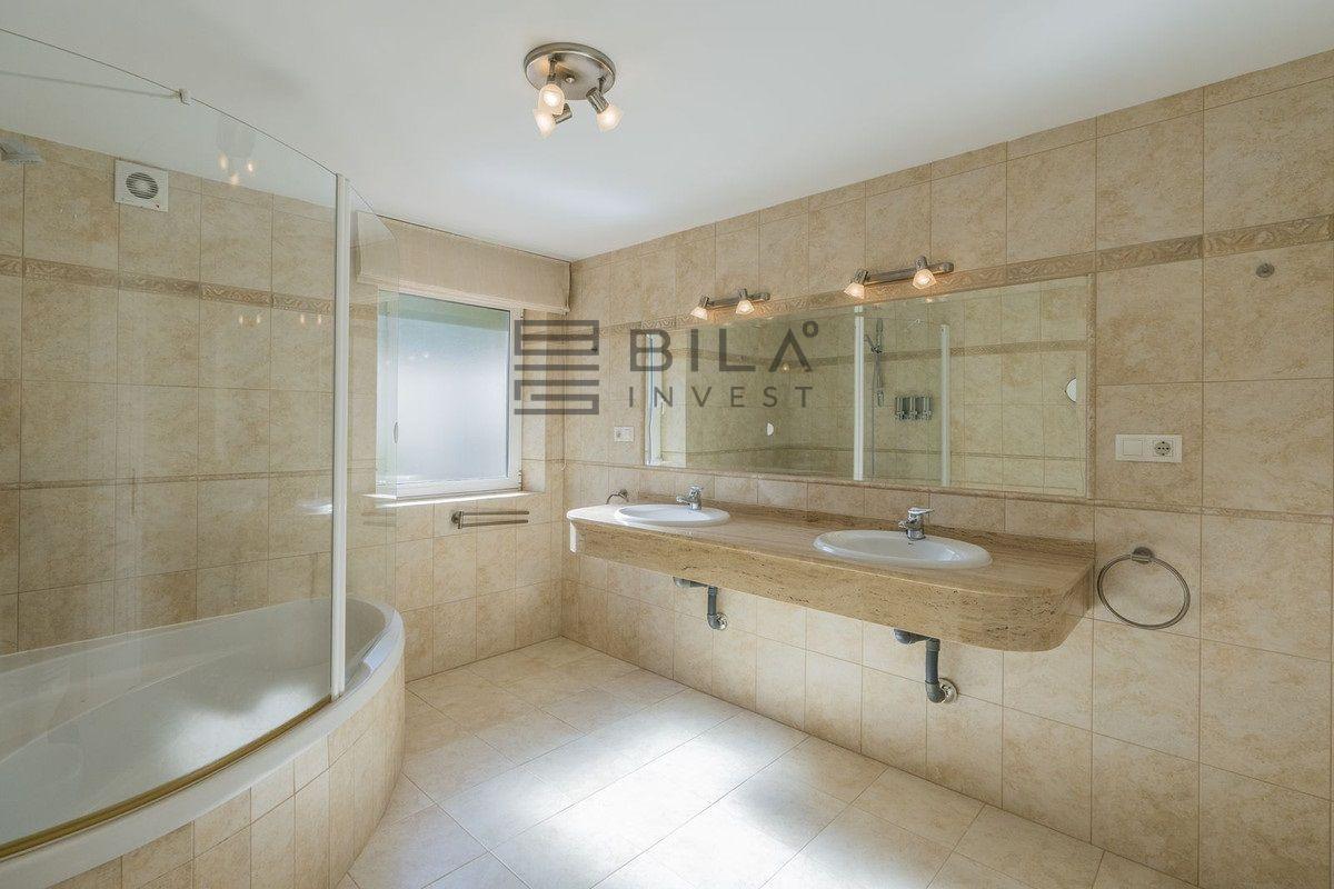 Chalet for Sale in Mijas