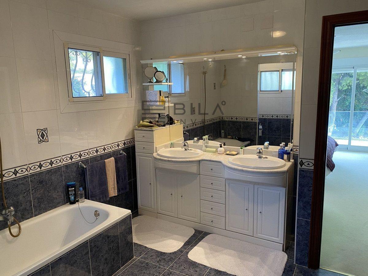 Chalet for Sale in Mijas