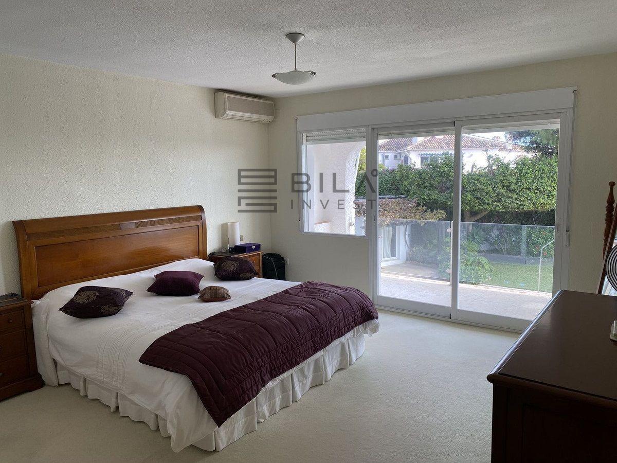 Chalet for Sale in Mijas