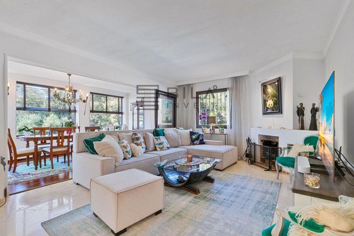 Chalet for Sale in Mijas