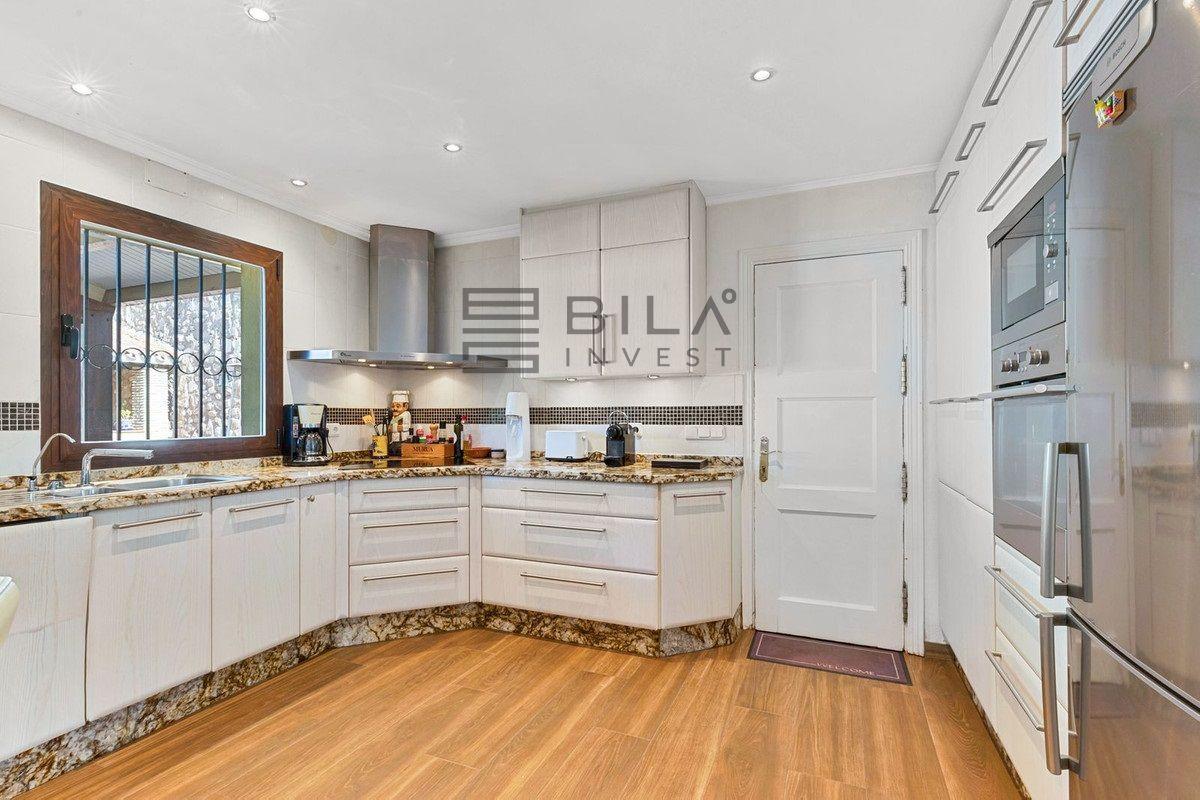 Chalet for Sale in Mijas