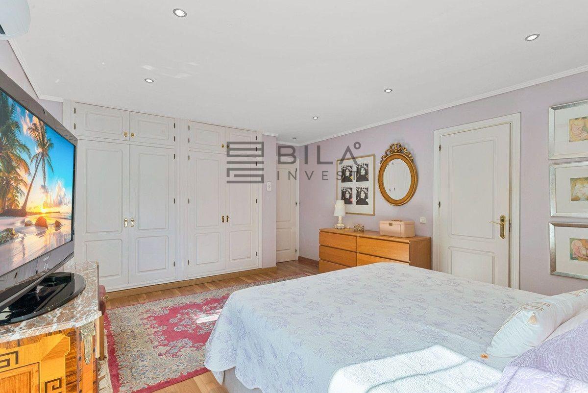 Chalet for Sale in Mijas