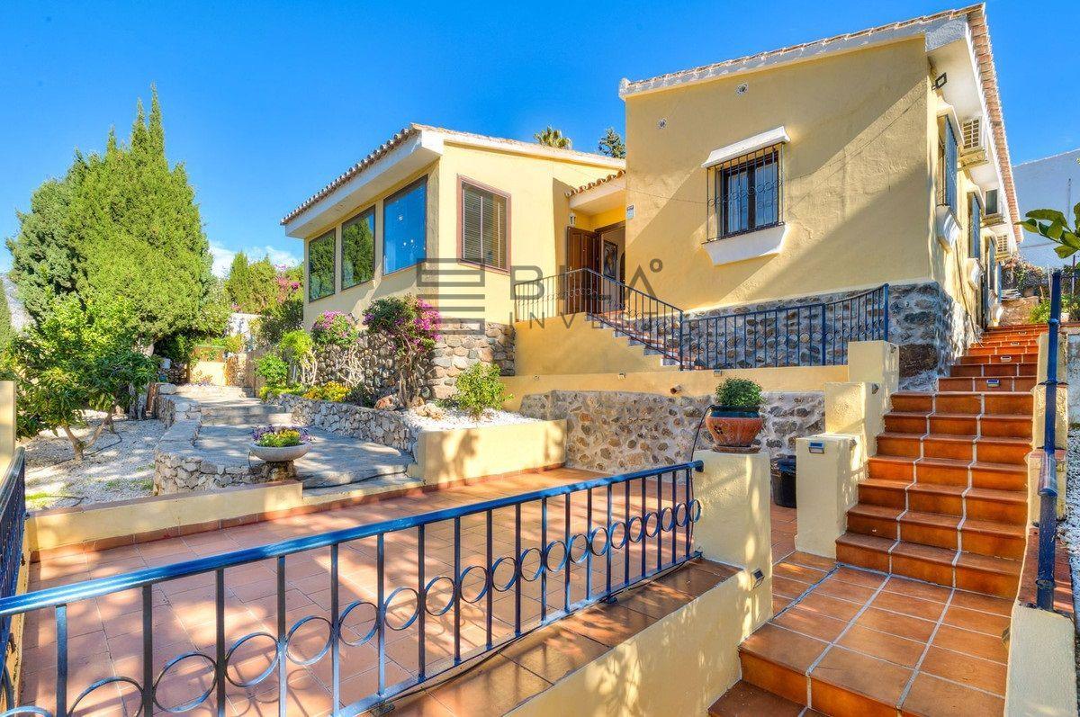Chalet for Sale in Mijas