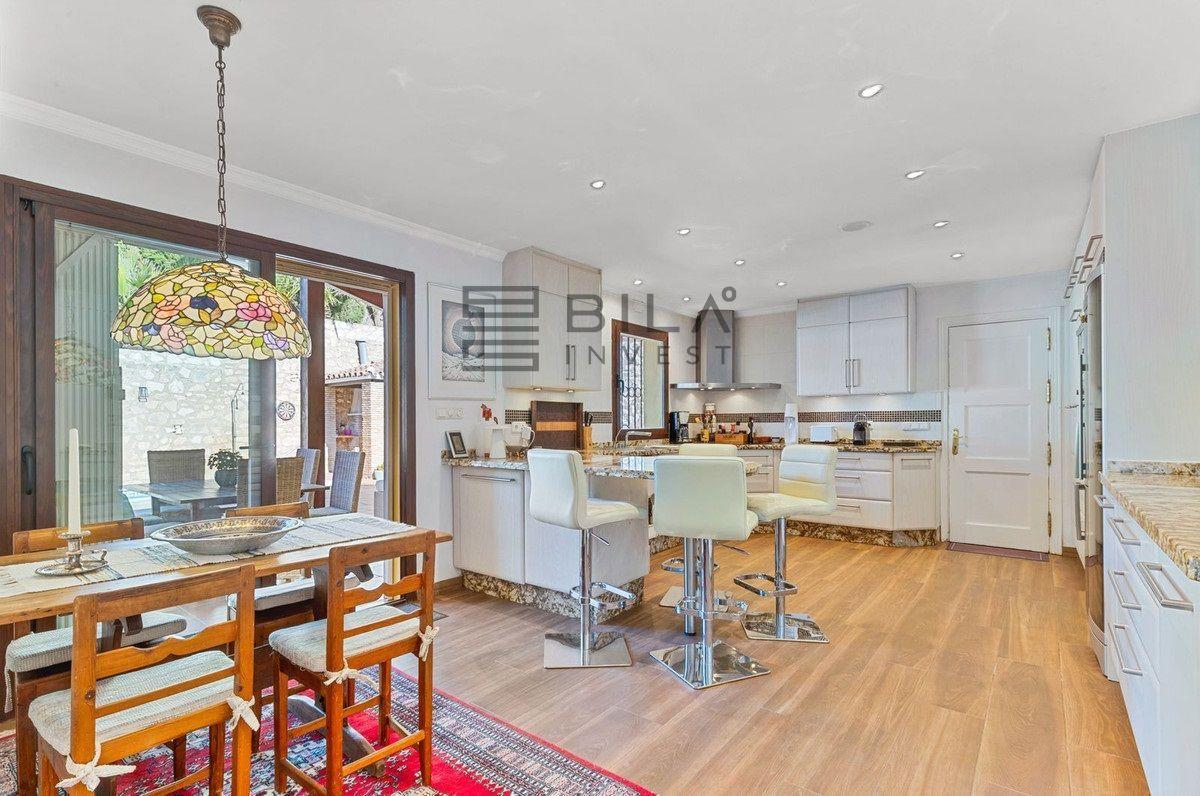 Chalet for Sale in Mijas