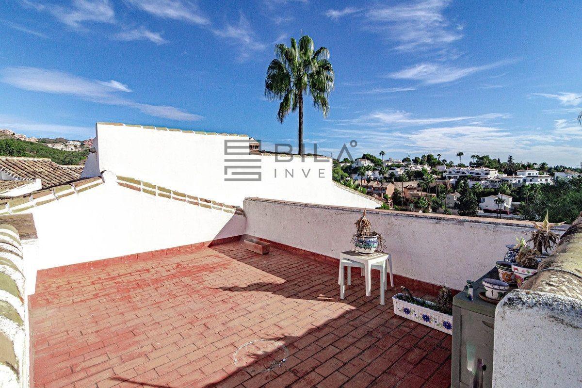 Chalet for Sale in Mijas