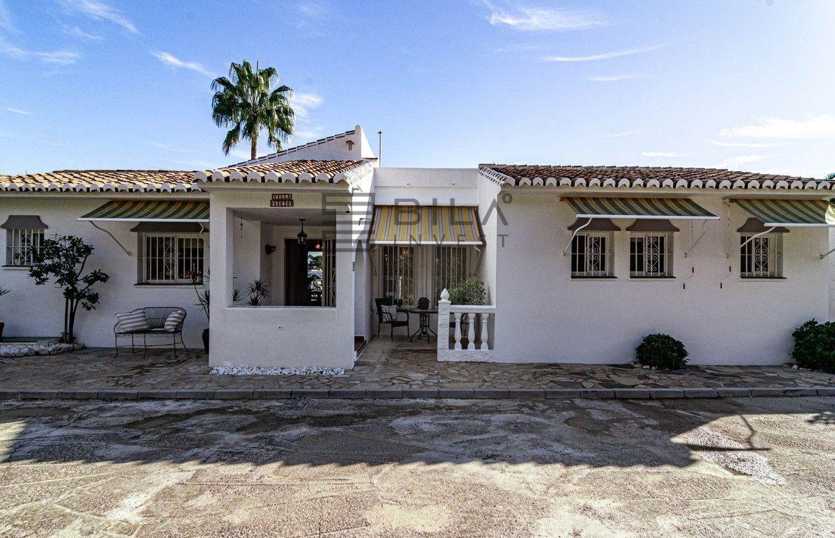 Chalet for Sale in Mijas