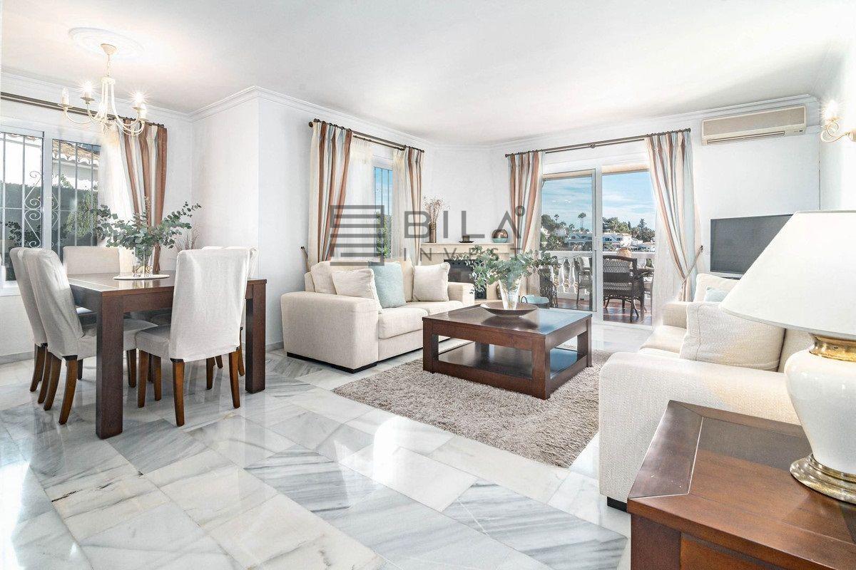 Chalet for Sale in Mijas