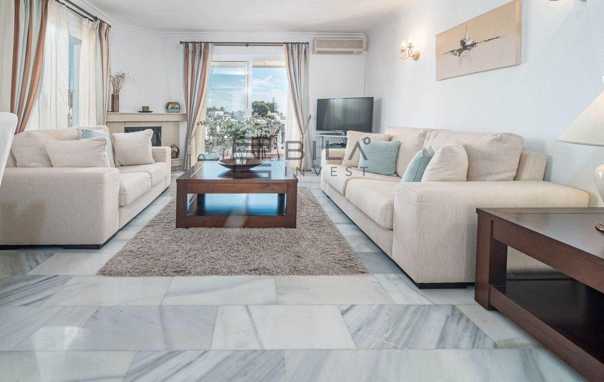 Chalet for Sale in Mijas