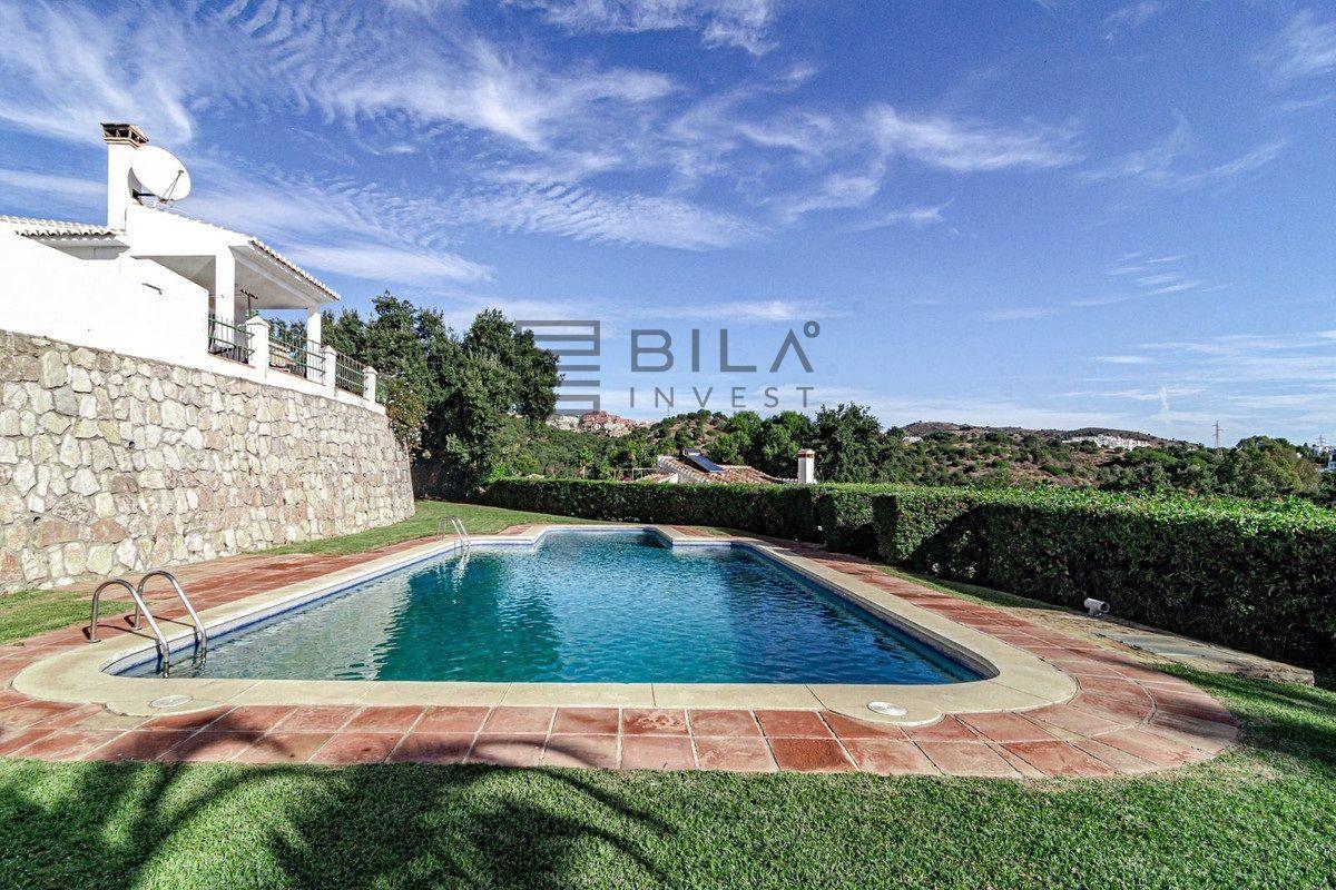 Chalet for Sale in Mijas