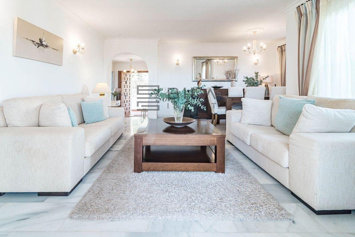 Chalet for Sale in Mijas