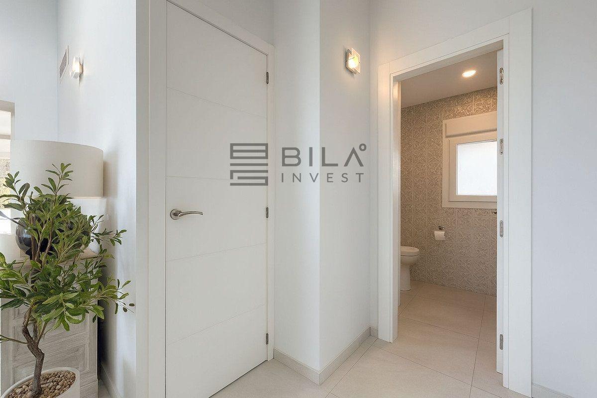 Chalet for Sale in Mijas