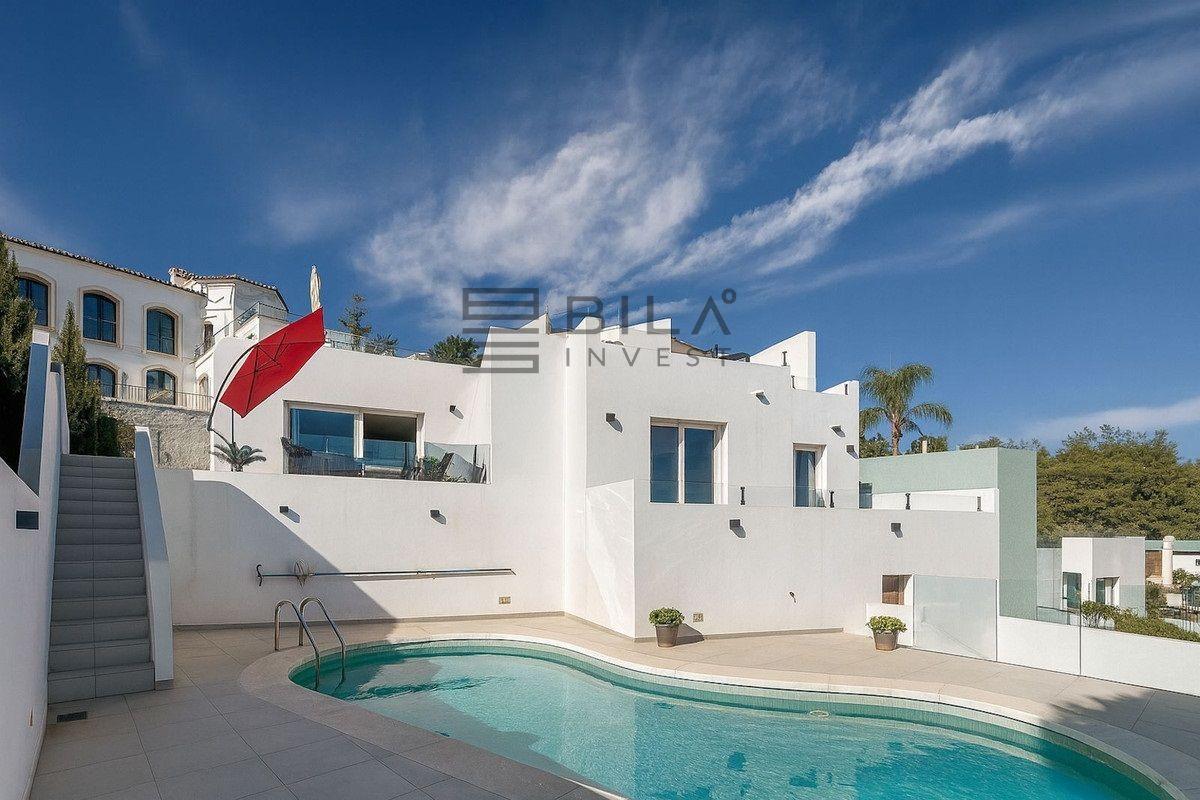Chalet for Sale in Mijas