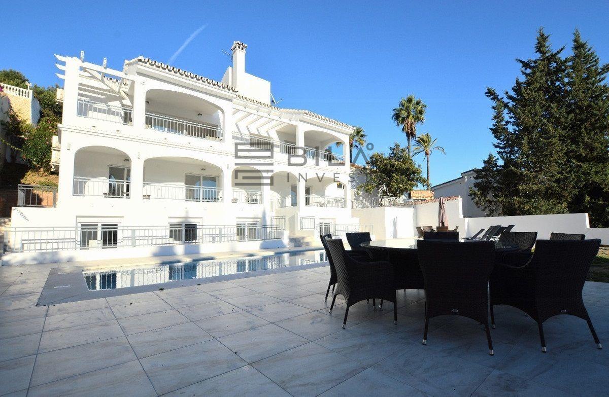 Chalet for Sale in Benalmádena