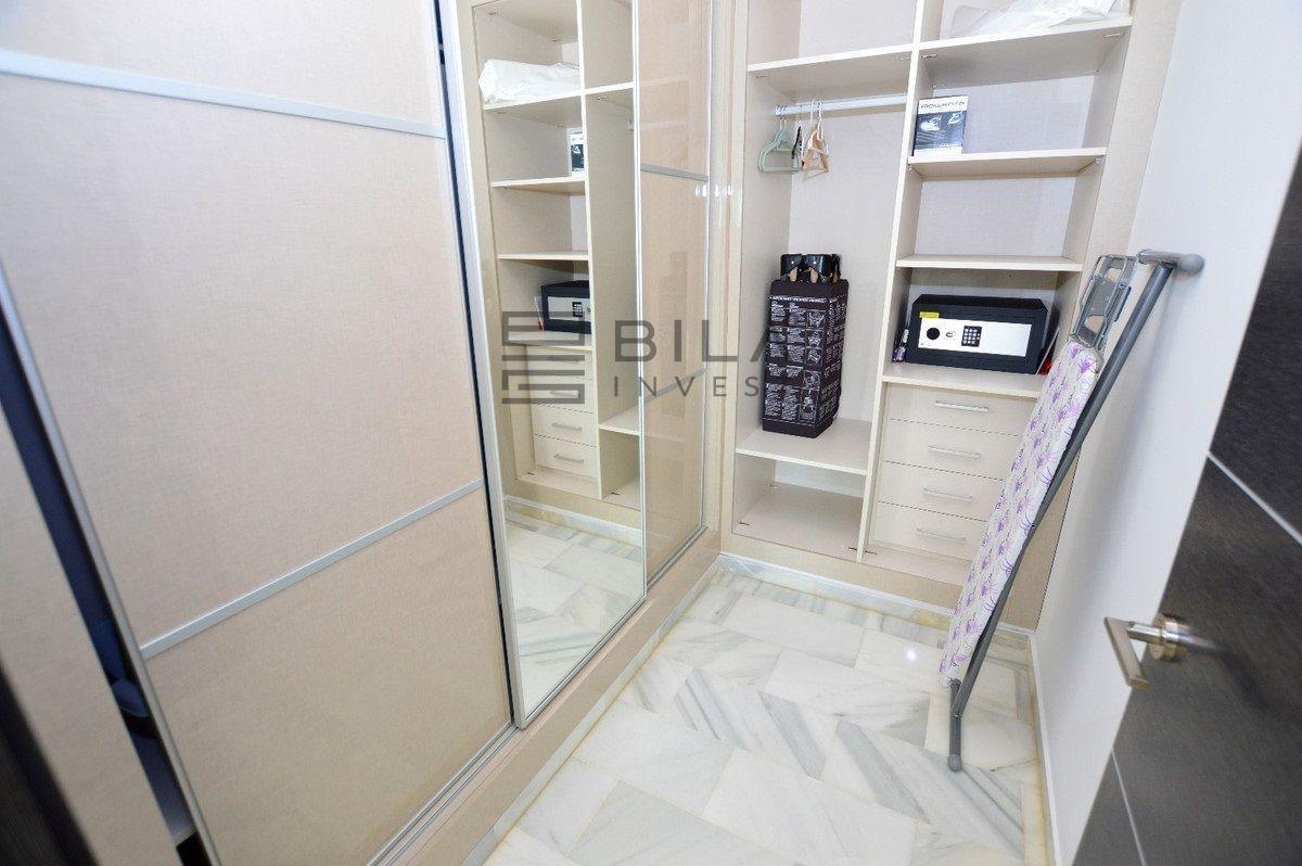 Chalet for Sale in Benalmádena