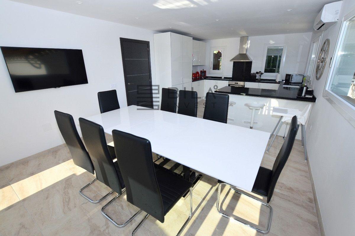 Chalet for Sale in Benalmádena