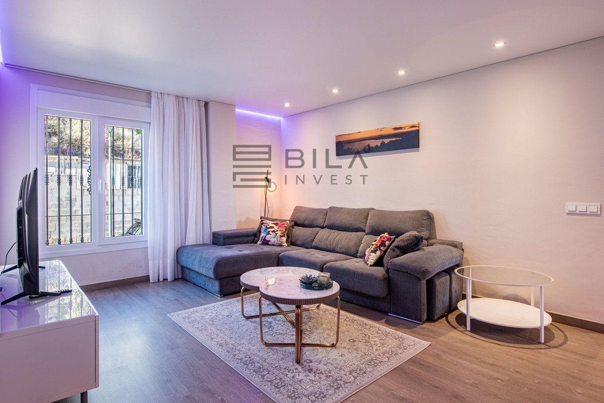 Flat for Sale in Benalmádena