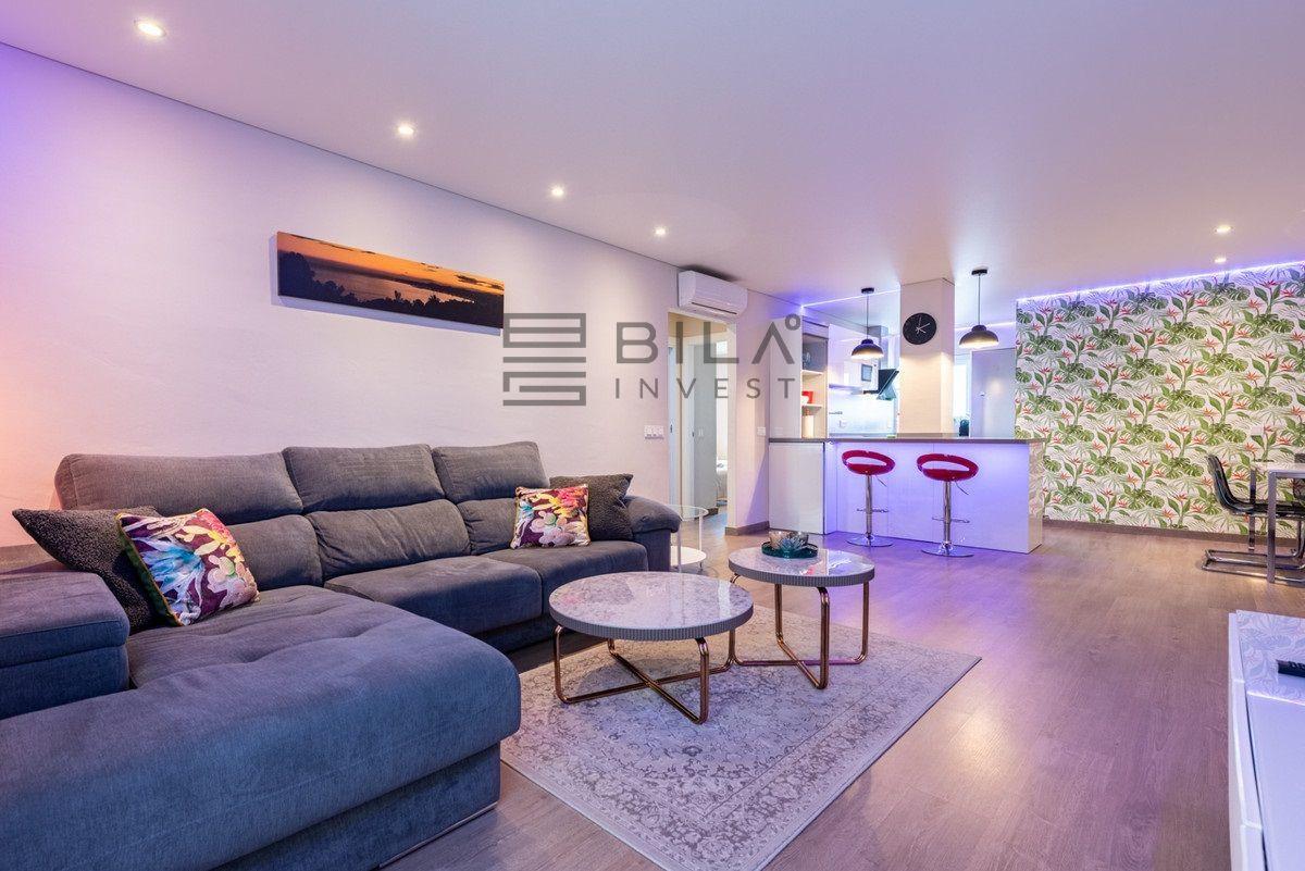 Flat for Sale in Benalmádena