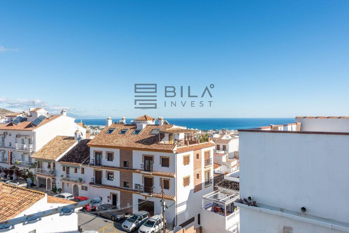 Flat for Sale in Benalmádena