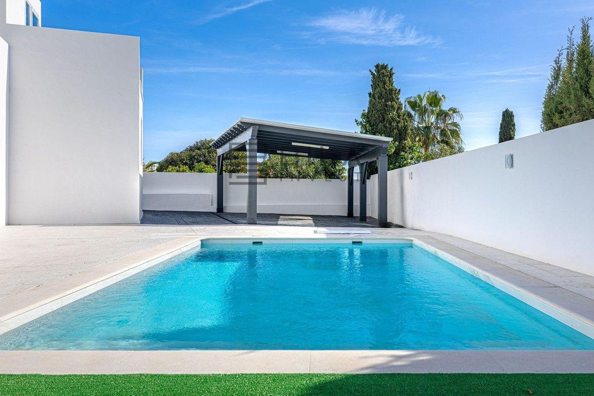 Chalet for Sale in Mijas