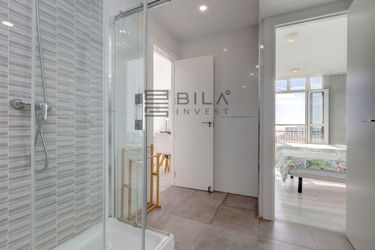 Flat for Sale in Benalmádena