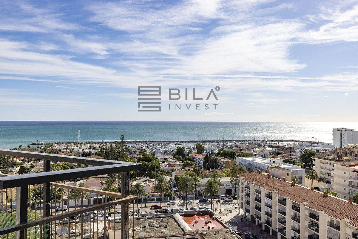 Flat for Sale in Benalmádena