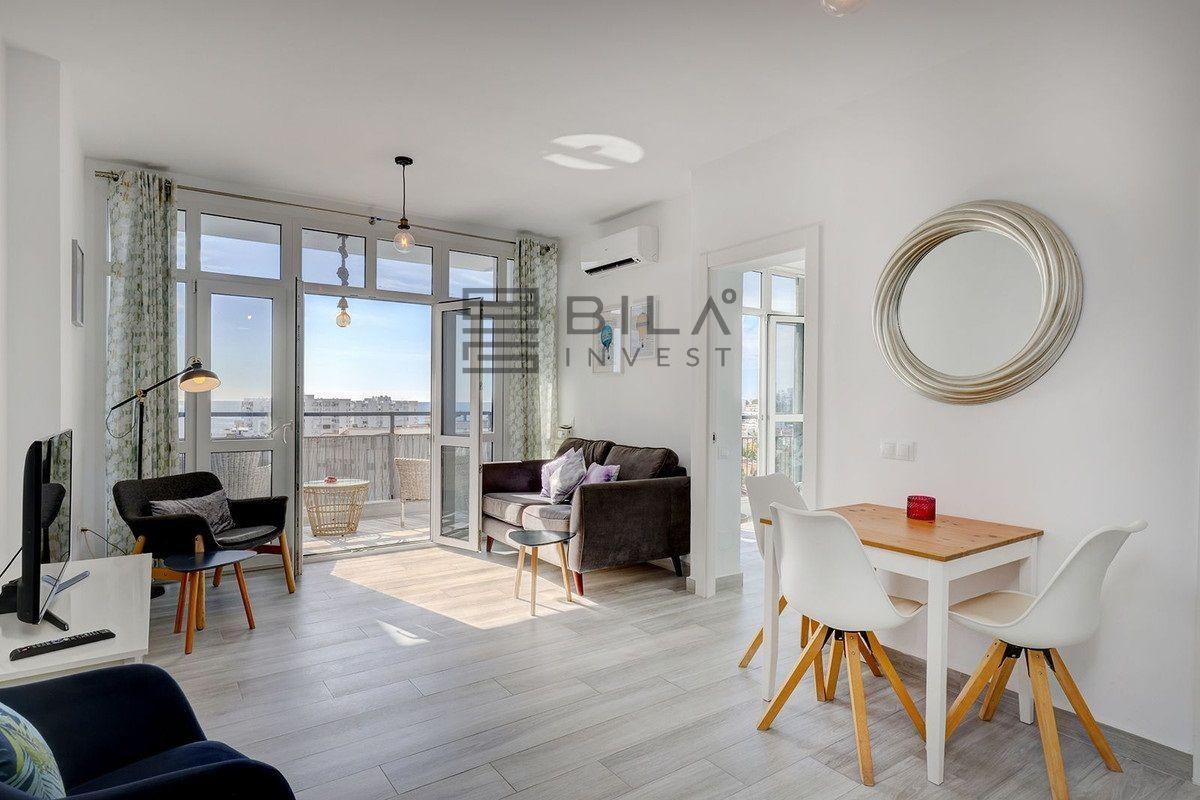 Flat for Sale in Benalmádena