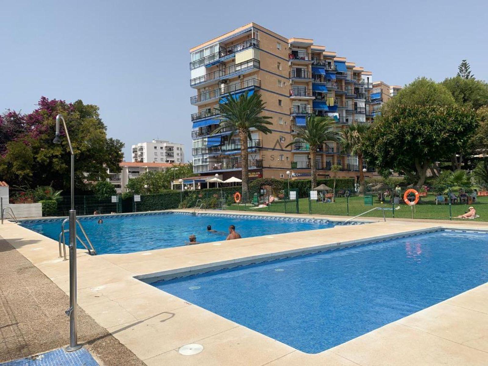 Flat for Sale in Benalmádena