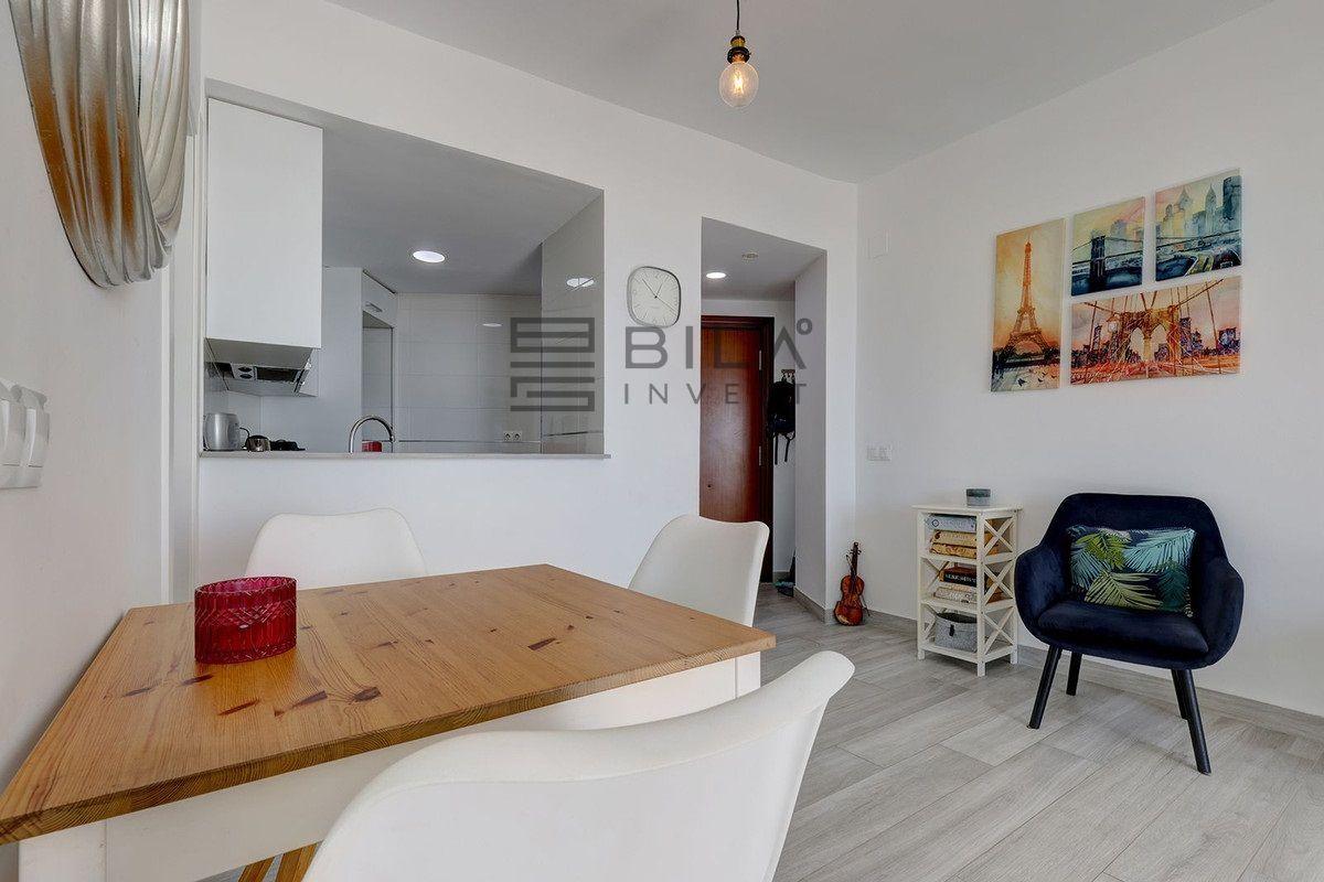 Flat for Sale in Benalmádena