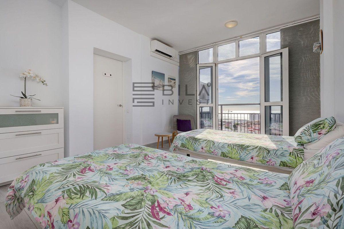 Flat for Sale in Benalmádena