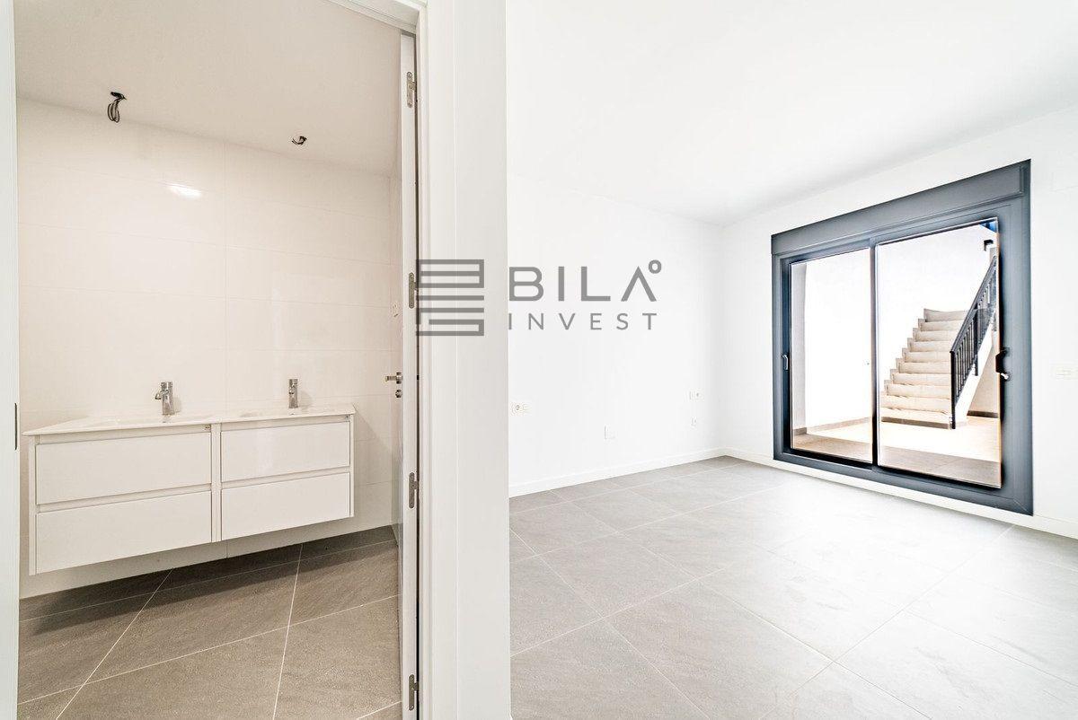 Flat for Sale in Mijas