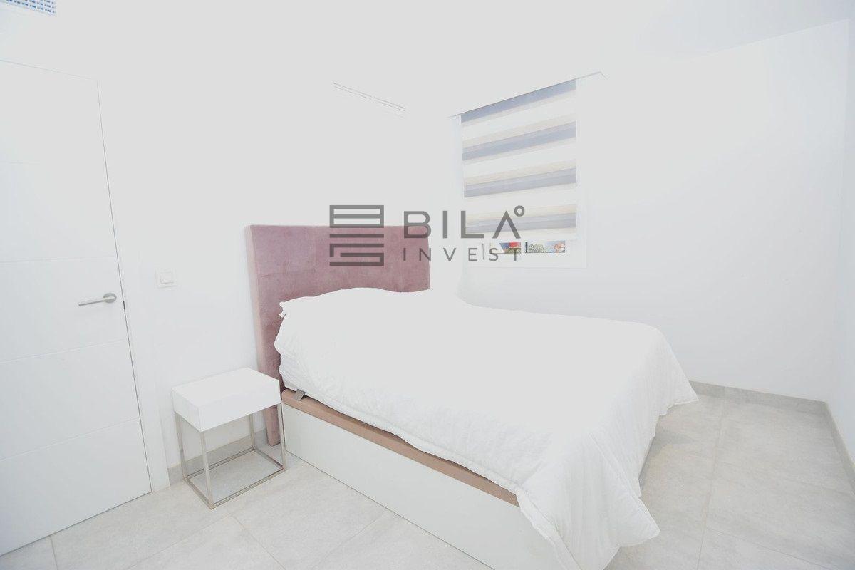 Flat for Sale in Mijas